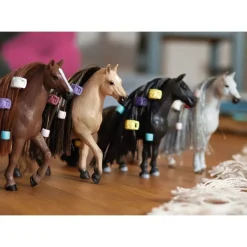 Schleich Beauty Horse Engelse Volbloedmerrie